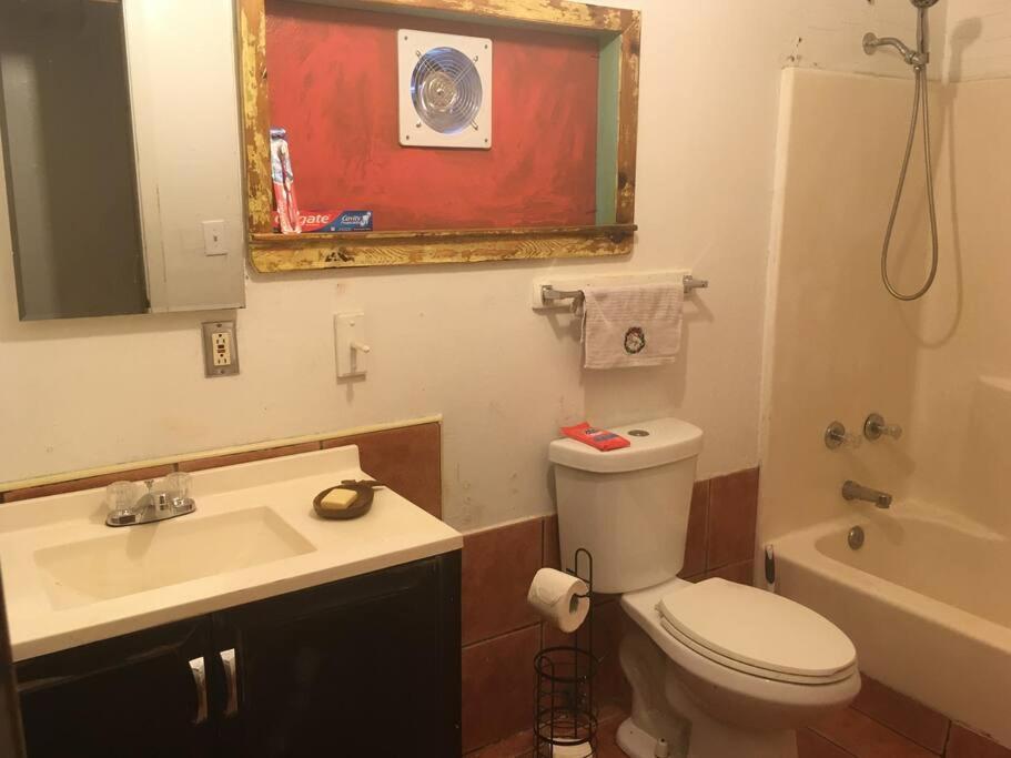 The Hawaii Red House Apartment Private Keaau Buitenkant foto